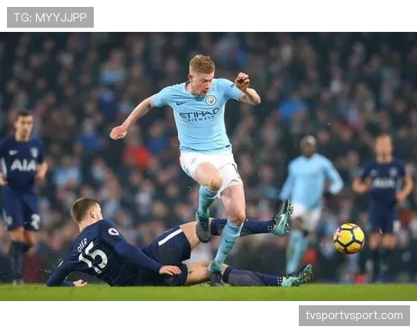 德布劳内为何被视为最全面中场？解析其技术、视野与战术价值的核心所在